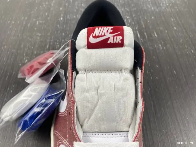 Rep 1 JORDAN X LOW ROOM OG 'RED AIR TROPHY FN0432-017 BLACK' 0502